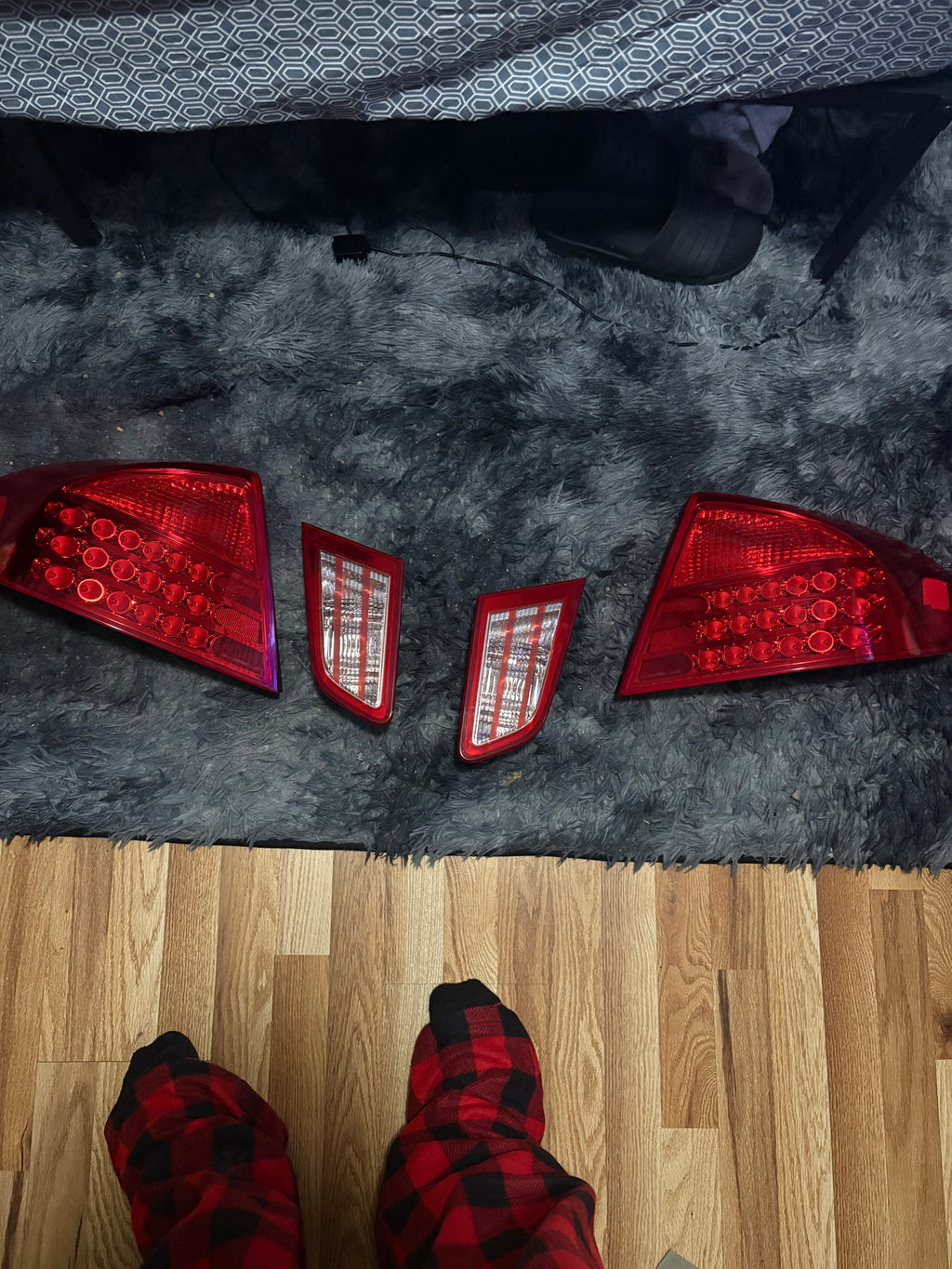2003-2004 G35 Infiniti sedan tail lights