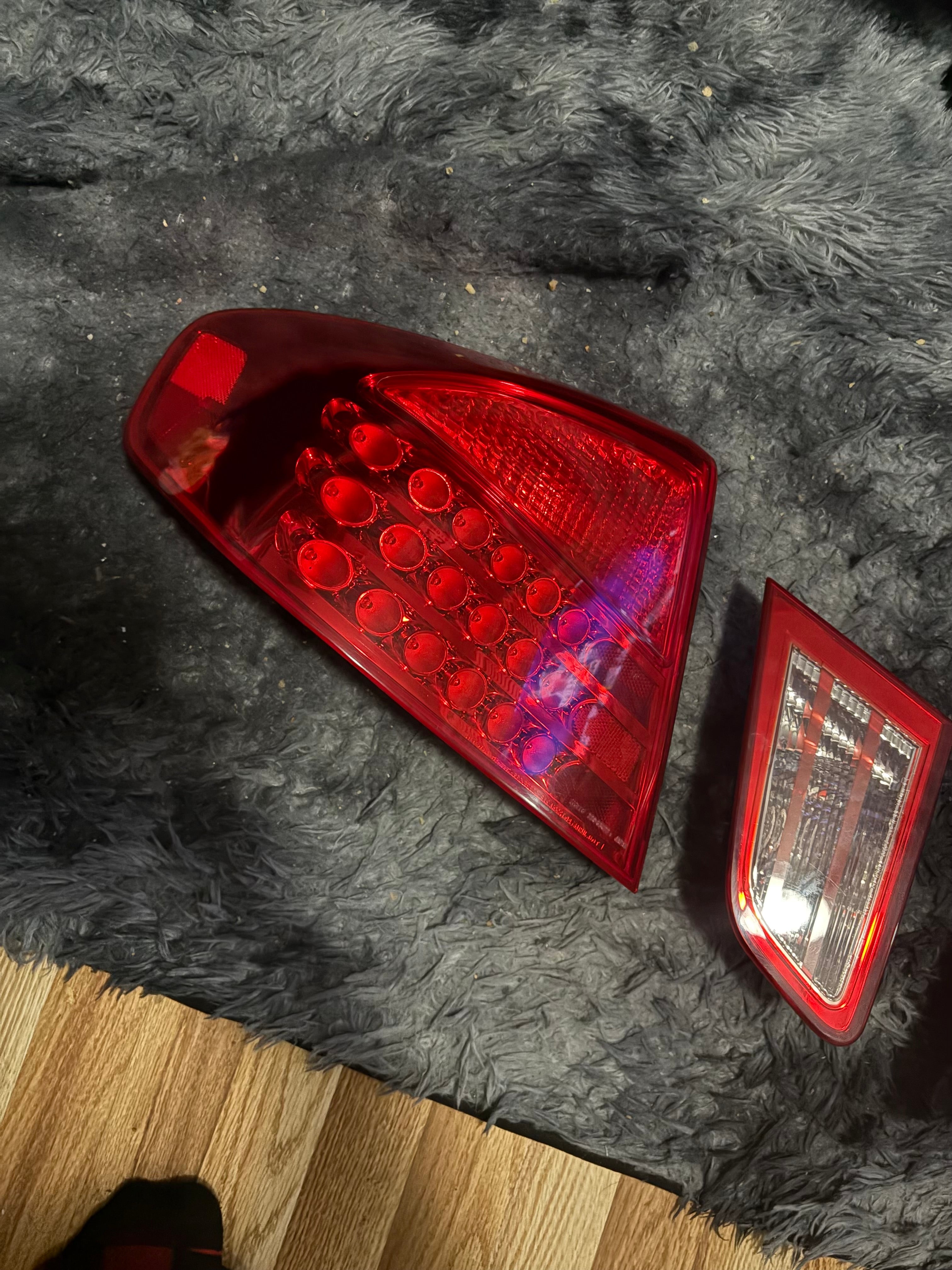 2003-2004 G35 Infiniti sedan tail lights